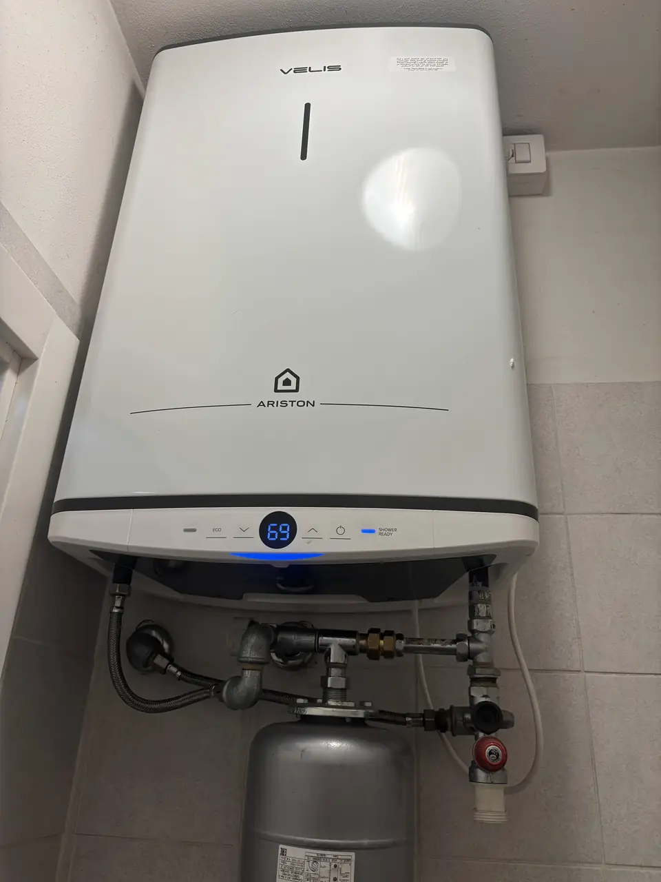 Scaldabagno elettrico a parete